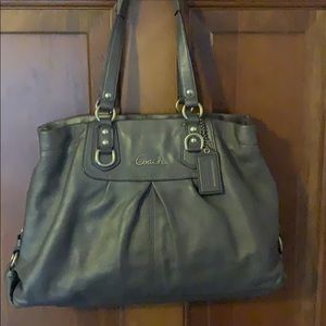 Coach purse and wallet